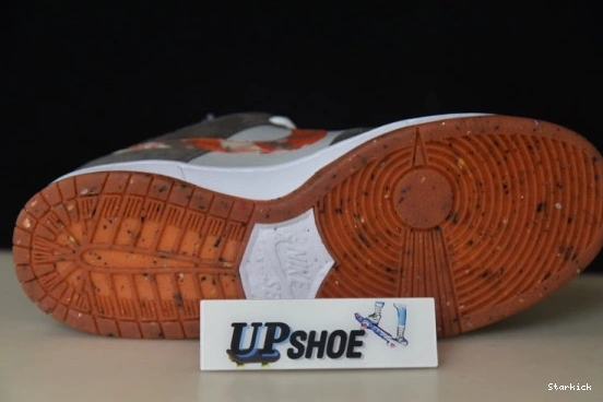 DH7782 001 x Dunk Nike Crushed SB D.C. Low 1221